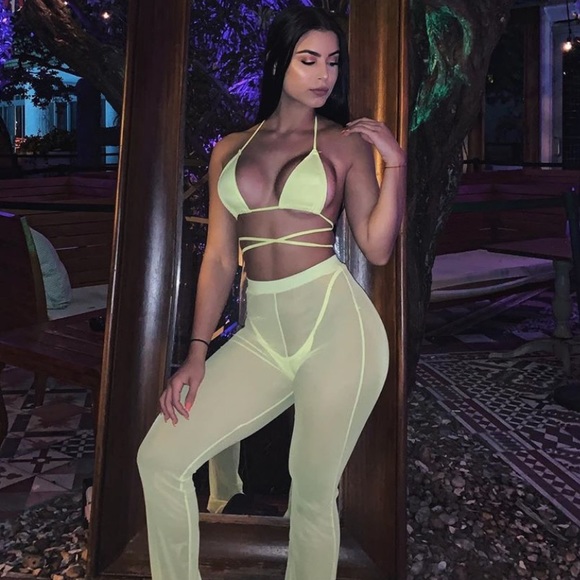 ‼️LAST ONE‼️ SZ  L ✨SEEN ON CARDI✨ - Picture 2 of 7